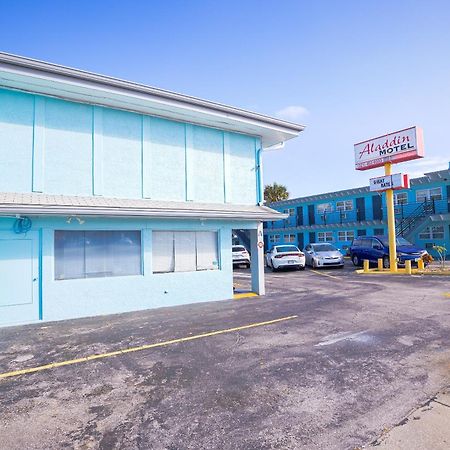 Aladdin Motel Merritt Island Exterior foto